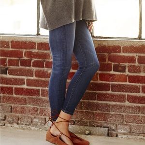 Hatch x Current Elliot Nearly Skinny Maternity Jean in Serenity dark wash 27